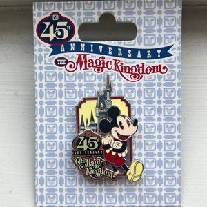 Limited Edition Walt Disney World 45th anniversary Magic Kingdom collector pin